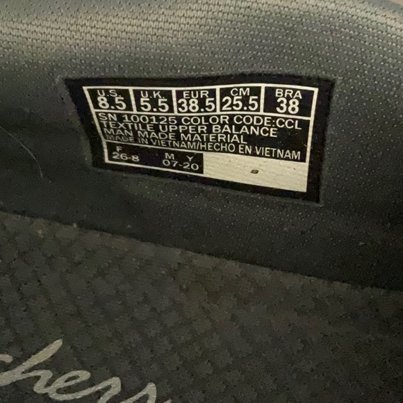 Skechers Madison Avenue Slip-ons - Picture 9 of 9